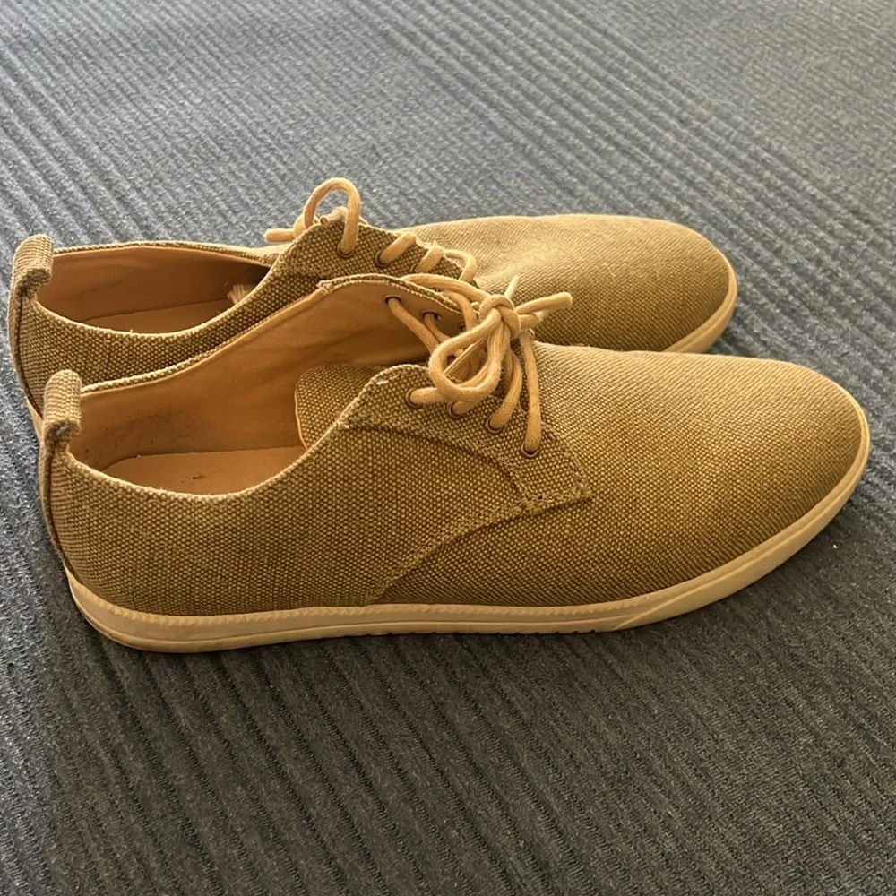 Clae size 9 Ellington Men’s Textile Curry Hemp Oxford Shoes